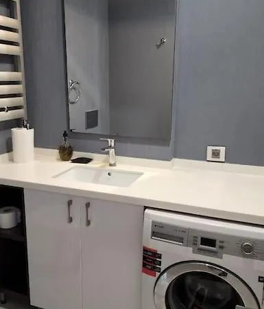 Kartal Istmarina S1 Blok 38 M2 Balkonlu Mobilyali Apartamento Istambul