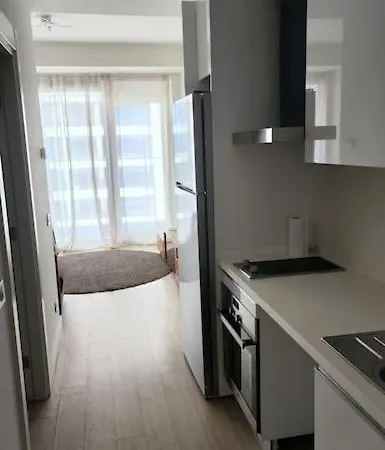 Kartal Istmarina S1 Blok 38 M2 Balkonlu Mobilyali * Istambul